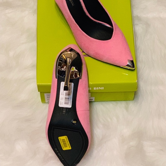 Pink Suede Western Pointy Toe Pumps - Picture 2 of 6